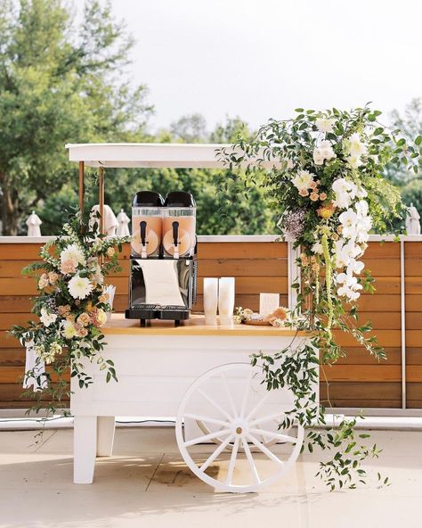 Brides of Austin on Instagram: “All the best kinds of wedding vendors come on wheels and the @blushbaratx mobile frosé cart is no exception😍🍧 Find the scoop on all our…” Candy Cart Wedding, Vintage Cart, Sweet Carts, Custom Wedding Monogram, Event Display, Candy Cart, Garden Cart, Frosé, Flower Cart