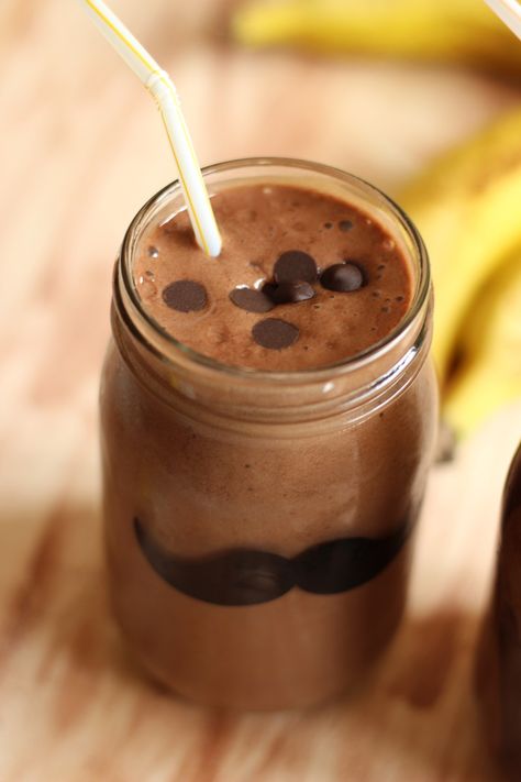 Milkshakes Recipes, Chocolate Milkshake Recipe, Milkshake Recipe Chocolate, Banana And Chocolate, Recipes Banana, Chocolate Recipes Easy, Dutch Cocoa, Milkshake Recipe, Banana Milkshake