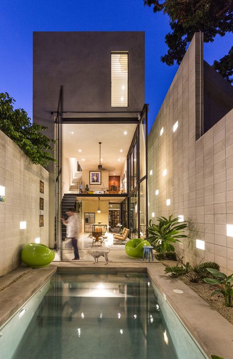 Gallery of Architecture in Mexico: Exploring Houses to Understand the Territory of Mérida - 15 Backyard Upgrades, Pools For Small Yards, Modern Mexican, Mexican Home, Backyard Renovations, Exterior Renovation, Backyard Pool Designs, Swimming Pool Designs, Small Backyard Pools