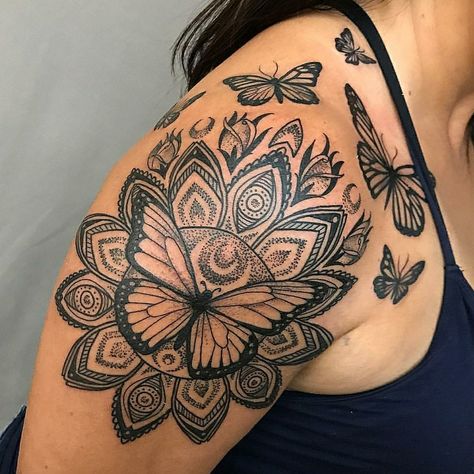 Tattoo by: Joseph Haefs Butterfly Mandala Tattoo, Mandala Tattoos For Women, Tattoos 2024, Tattoo Dotwork, Butterfly Mandala, Inspiration Tattoos, Tattoos Geometric, Japanese Tattoos, Shoulder Tattoos For Women