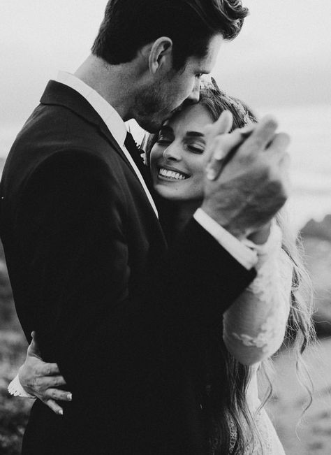 Forehead Kisses, Swing Dancing, Wedding Picture Poses, Fred Astaire, Wedding Photos Poses, Photo Couple, Wedding Photography Poses, Wedding Photo Inspiration, Wedding Shots