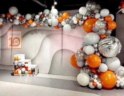 Balloon Walls, Orange Balloons, 21st Party, Balloon Display, Balloon Sculptures, Balloon Wall, White Balloons, Balloon Art, White Party