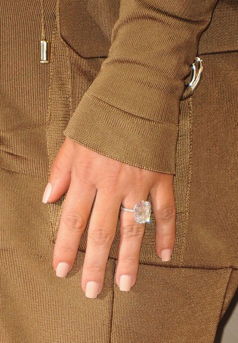 close up Kim 15 carat engagement ring Kanye West designed | 7 Style Lessons Kim Kardashian Learned Before She Was 35 | POPSUGAR Fashion Photo 2 Kim Kardashian Engagement Ring, Kim Kardashian Wedding, Pinterest Engagement, Pink Morganite Engagement Ring, Engagement Celebration, Celebrity Engagement Rings, Rings Rings, Dream Engagement, Morganite Engagement