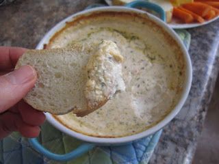 Extraordinary cheese dip Epicure HACK - yum! Extraordinary Cheese Dip Epicure, Epicure Cheese Dip, Bulk Mixes, Seasoning Mix Recipes, Baked Cheese Dip, Onion Flakes, Pesto Bread, Bread Dipping Oil, Dried Lemon Peel