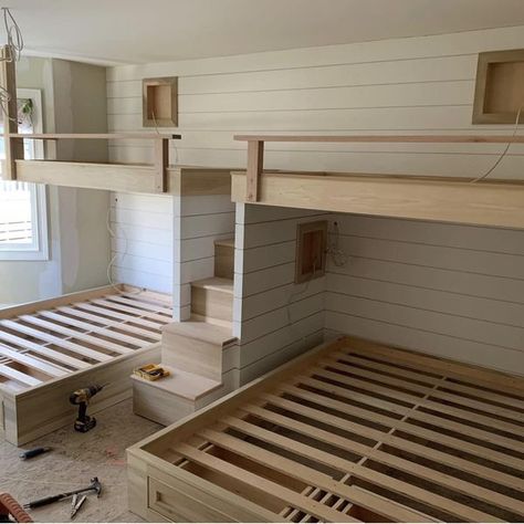 Masters of finish Trim Carpentry | Moises Galeote remember when we did these bunk beds and I set off the fire alarm | Facebook Built In Bunk Bed Over Queen, Built In Custom Bunk Beds, Ultimate Bunk Beds, Amber Interiors Bunk Beds, Loft Sleeping Space, Functional Guest Bedroom Ideas, 12x12 Bunk Room, Built In Twin Over Full Bunk Bed, Bunk Room Storage Ideas