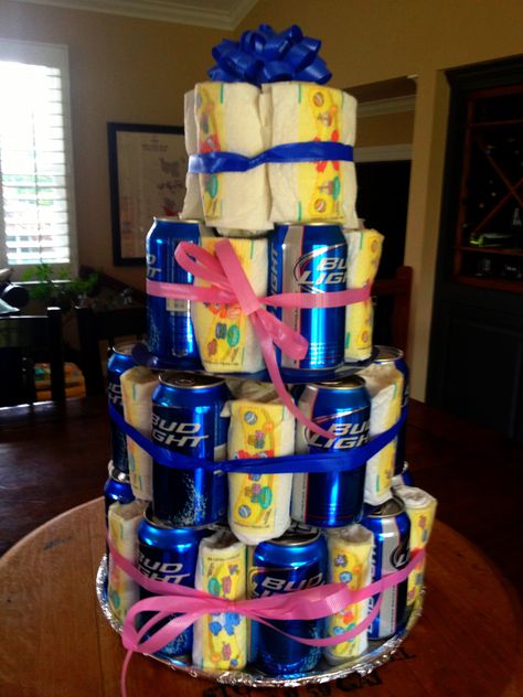 Jess - I can't stop laughing about this. Might be tempted to do it for Joe at the house (probs not the church) Diaper Party, Man Shower, Ideas Baby Shower, Beer Cake, Baby Diaper Cake, Diy Bebe, Eva Marie, Fiesta Baby Shower, Shower Bebe