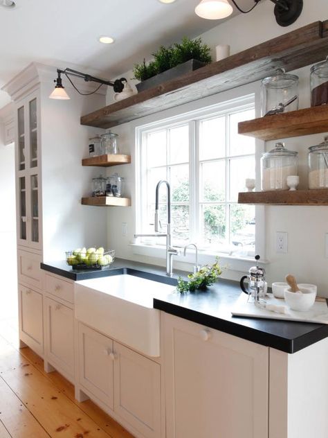 Dapur Rustic, Model Dapur, Interior Dapur, Kabinet Dapur, Desain Pantry, Diy Kitchen Remodel, Transitional Decor Kitchen, Kitchen Remodel Design, Farmhouse Kitchen Design