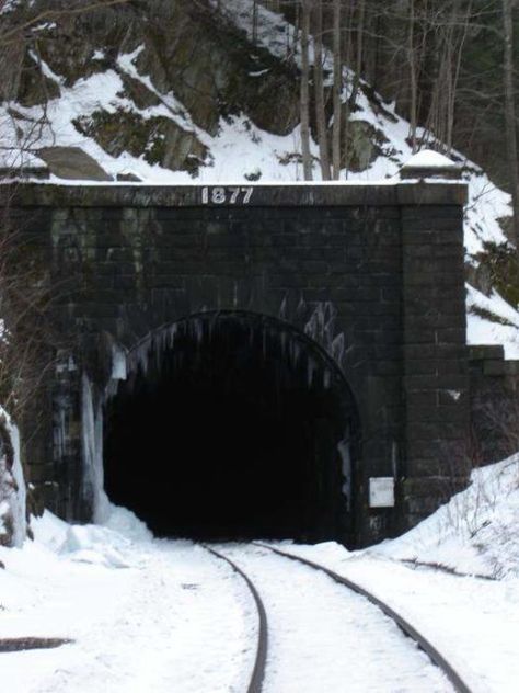 An Entrance to the Hoosic Tunnel Haunted Massachusetts, Scary Illustration, Haunted Hospital, Creepy Places, Globe Travel, Spooky Places, Ghost Hunters, Scary Places, Paranormal Activity