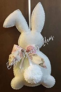 Easter Crafts To Make And Sell, Felt Bunnies, Diy – Velikonoce, Easter Bunny Template, Shabby Chic Easter, Easter Pillows, Easter Craft Decorations, Easter Bunny Crafts, Spring Easter Crafts