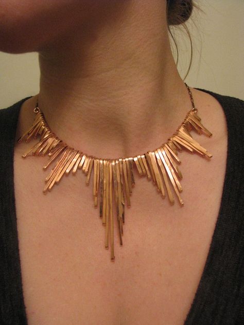 Egyptian Collar, Collar Hippie, Copper Jewellery, Egyptian Jewelry, Wire Necklace, Copper Necklace, Bijoux Diy, Jewelry Projects, Copper Jewelry