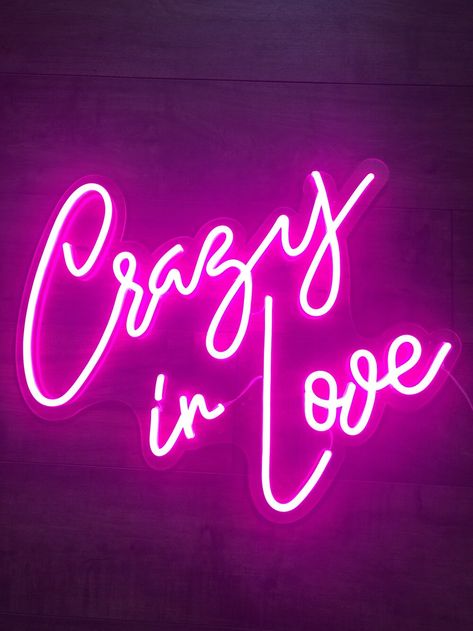 Neon Lips, Led Flex, Neon Quotes, Love Neon Sign, Baddie Style, Crazy In Love, Neon Aesthetic, Diet Coke, Crazy Love