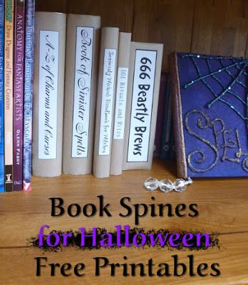 Quick and easy free printable book spine labels for Halloween book covers Book Spines Printable, Diy Halloween Book Covers, Printable Halloween Book Covers, Halloween Book Covers, Diy Halloween Books, Witch Table, Harry Potter Printables Free, Potions Book, Gothic Stuff