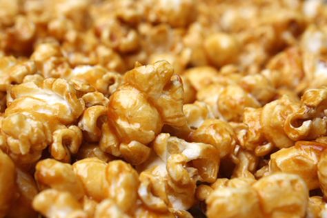 Amish Caramel, Carmel Popcorn, Caramel Corn Recipe, Caramel Corn Recipes, Corn Recipe, Caramel Corn, Amish Recipes, Popcorn Recipes, Dutch Recipes