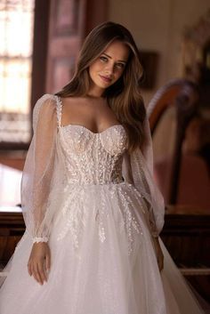 Woodland Fairy Princess Wedding Dress, Poofy Wedding Dress, Wedding Frocks, Wedding Dress Bustle, Pretty Wedding Dresses, Cute Wedding Dress, Wedding Dresses Corset, Dream Wedding Ideas Dresses, Wedding Dress Trends