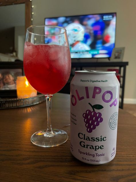 @drinkolipop nothing better than a crisp glass of grape olipop paired with NFL sundays 🥰 #olipop #grape #healthy #nfl #sportbetting #fanduel #drinkolipop Digestive Health, Cooking And Baking, Grapes, Health, Baking, Glass