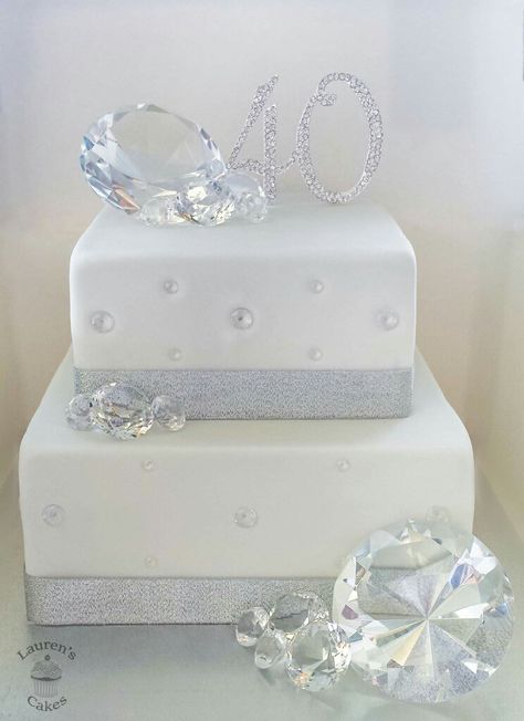 40th birthday diamond gemstone cake Diamond Jubilee Cake, Diamond Theme Cake, Diamond Cake Ideas, Diamond Birthday Cake, Gemstone Cake, Edible Diamonds, 75 Birthday Cake, Jubilee Cake, Diamond Cake