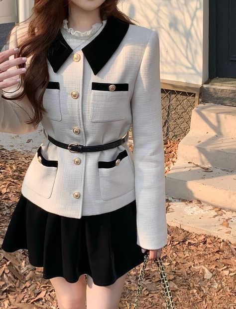 Korean Fashion Dress, Korean Girl Fashion, Mode Inspo, Kpop Fashion Outfits, 가을 패션, Korean Outfits, Kpop Fashion, Casual Style Outfits, Preppy Outfits