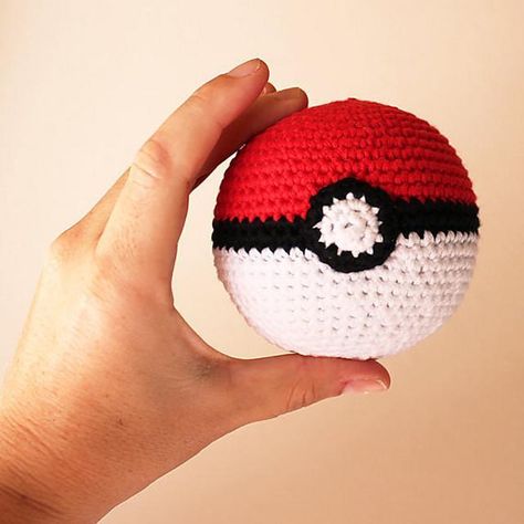 Pokemon Amigurumi Pattern, Ball Crochet, Pokemon Amigurumi, Pokemon Crochet Pattern, Pokemon Crochet, Felt Eyes, Pokemon Ball, Poke Ball, Cool Crochet