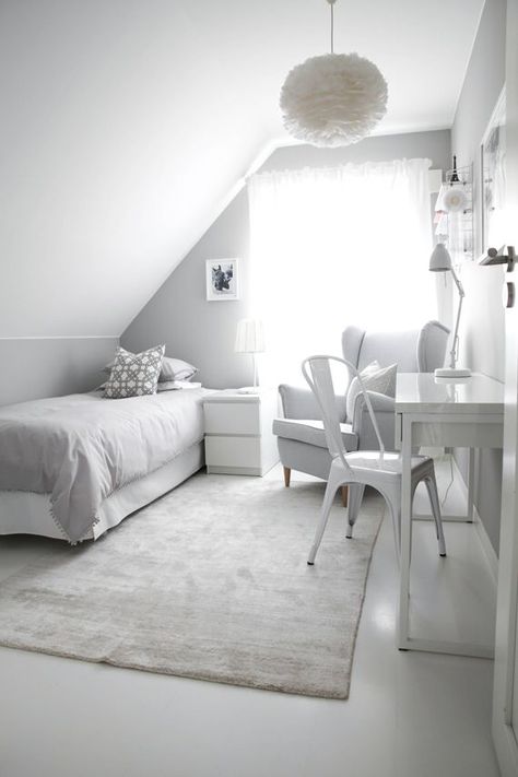 Room In The Attic, Attic Bedroom Designs, Ikea Bedroom, Dekorasi Kamar Tidur, Small Bedroom Decor, Attic Bedroom, Minimalist Room, Teen Bedroom Decor, Tiny Bedroom