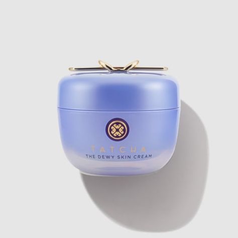 The Best Skincare for Dry Skin Tatcha Skincare, Hydrating Face Cream, Moisturizer For Sensitive Skin, Combo Skin, Best Skincare Products, Dewy Skin, Best Moisturizer, Face Hydration, Skincare Ingredients