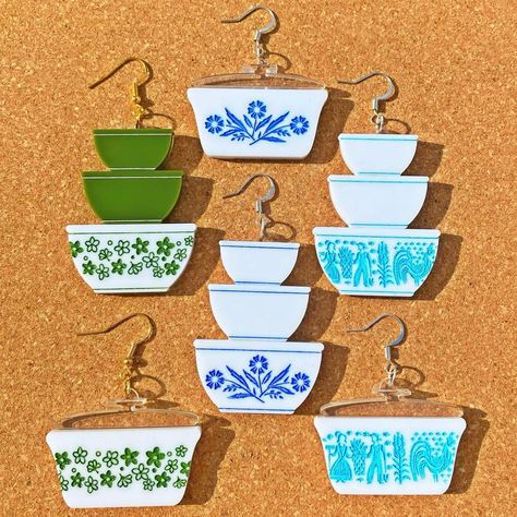 Mix & match Pyrex earrings are perfect for fall 🥰 more prints are available on our webbie 👩‍💻 New goods drop Friday 1O/II @ 6 PM ET 🏷️ #friendshippyrex #gooseberry #gooseberrypyrex gooseberry #butterprint butterprint#butterprintpyrex #cornflower #cornflowerpyrex #springblossompyrex cornflower vintage pyrex friendship #springblossom spring blossom #pyrex #pyrexcollector #vintagepyrex #vintage #fall #vintagekitchen #pyrexlove #pyrexlover #pyrexlove #pyrexjunkie #vintagelife #cooking #cassero... Spring Blossom Pyrex, Gooseberry Pyrex, Vintage Fall, Vintage Life, Spring Blossom, Vintage Pyrex, Pyrex Vintage, Pyrex, Vintage Kitchen