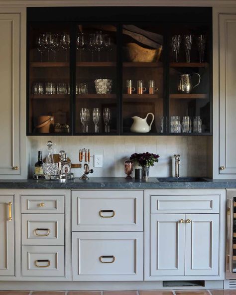 Park & Oak (@parkandoakdesign) • Instagram photos and videos Oak Interior Design, Park And Oak, Farmhouse Colors, Vaulted Ceiling Kitchen, Oak Interior, Butler’s Pantry, Light Gray Paint, Butlers Pantry, Classic Farmhouse