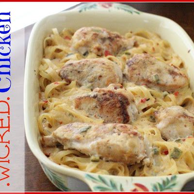 Wicked+Chicken+@keyingredient+#chicken+#casserole+#bread Wicked Chicken, Chicken Tonight, Chicken Recipes Casserole, Easy Dishes, Poultry Recipes, Casserole Dish, Cooking Dinner, Naan, Main Dish Recipes