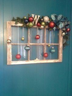 Repurpose Old Shutters Diy Projects, Window Christmas, Window Crafts, Christmas Window Decorations, Old Windows, Guest Books, Christmas Window, Christmas Display, Country Christmas