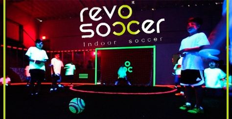 Play glow in the dark soccer Kendall Birthday, Glow Run, Glow In Dark Party, Running Drills, Black Lights, Soccer Theme, Soccer Birthday, Best Football Players, Group Project