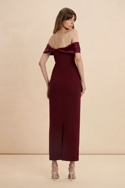 #eventwear #weddingguest #blacktie #formal #elegance #sonyamoda #nour Simple Frock, Simple Frock Design, Regal Elegance, Simple Frocks, Swimwear Sets, Frock Design, Event Dresses, Merlot, Wedding Bridesmaids