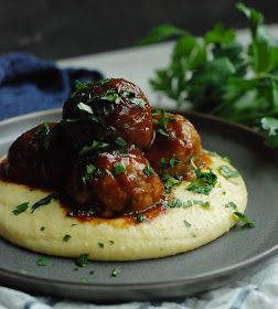 Smoked Gouda Grits, Gouda Grits, Chipotle Meatballs, Comfort Pasta, Meatball Dinner, Beef Steak Recipes, Smoked Gouda, Fall Dinner Recipes, Dinner Entrees