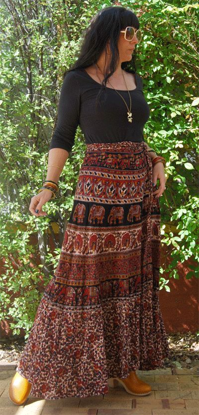 Love this skirt !!! Long Patterned Skirt Outfit, Long Skirt Outfits Indian Casual, Bohemian Skirt Outfit, Wrap Around Skirt Outfit, Long Skirt Outfits Indian, Theatre Teacher, Indian Skirts, Long Hippie Skirts, Skirt Pattern Easy