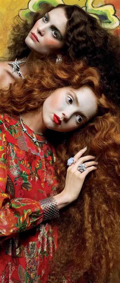 Pictorial Vogue Italia September 2005 Lily Cole, Marina Pérez Photographer: Richard Burbridge - ep <3 Richard Burbridge, Editorial Vogue, Media Magazine, Lily Cole, Pre Raphaelite Art, John Everett Millais, Red Photography, Annie Leibovitz, Mario Testino