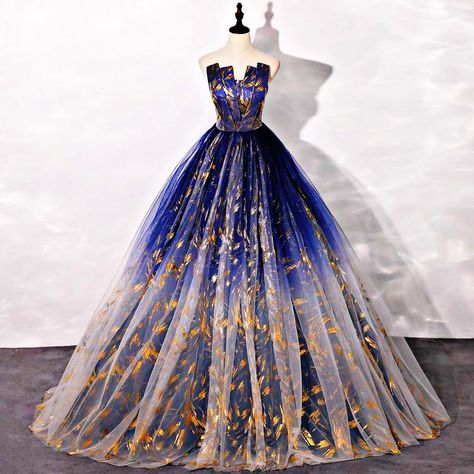 Dawn Court Dress, Fantasy Gowns Queens Fairytale, Royal Dresses Fantasy, Blue And Gold Gown, Ball Gowns Fantasy, Gowns Dresses Elegant, Stunning Prom Dresses, Old Fashion Dresses, Modern Disney