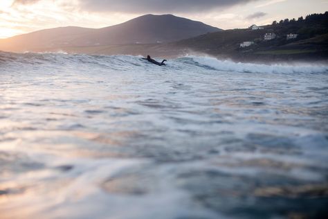 Surf Ireland, Uk Adventure, Best Surfing Spots, Big Wave Surfing, Surf Spots, County Clare, Offshore Wind, Surf School, Surf Lesson