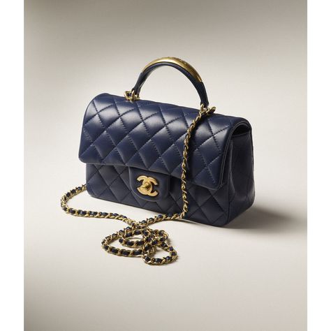 Chanel Mini Bag, Blue Chanel, Chanel Mini Flap Bag, Chanel Party, Moda Chanel, Navy Chanel, Mode Chanel, Chanel Store, Chanel Collection