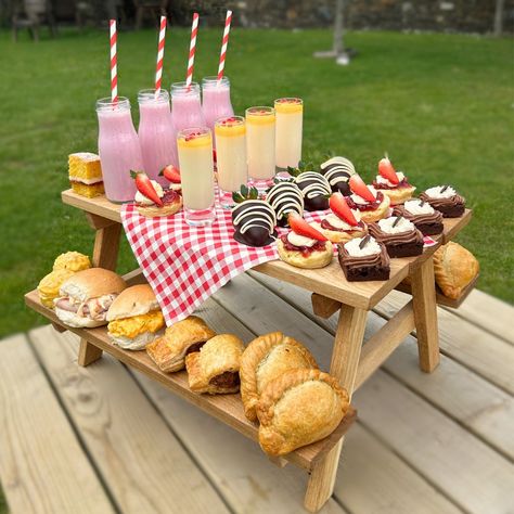 Need a bit of you time once the kids are back at school? Relax and catch up with friends over one of our delicious afternoon picnics 🍓🫖🍰 Our 'Sweet as a Strawberry' afternoon picnic is here until the 30th September 🍓So why not send summer off in the yummiest way 😋 Enjoy homemade sweet and savoury treats served on a real oak picnic bench! Our Sweet as a Strawberry afternoon picnic includes: 🍓 Mini sausage roll 🍓 Mini pasty 🍓 Mini filled bread roll 🍓 Cheese scone 🍓 Brownie 🍓 Victoria sponge c... Strawberry Scone, Filled Bread, Picnic Benches, Lemon Posset, Afternoon Picnic, Strawberry Scones, Strawberry Treats, Sausage Roll, Cheese Scones