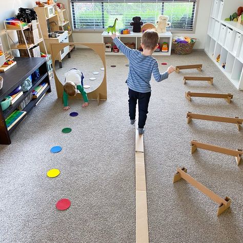 Jana - Playroom Stories on Instagram: “• DIY Cardboard Obstacle Course •⁣ Today is Earth Day and a good reminder for us all to take better care of the planet that we call home.…” Indoor Obstacle Course, Toddler Obstacle Course, Kids Obstacle Course, Obstacle Courses, Aktivitas Montessori, Games For Toddlers, Obstacle Course, Montessori Toddler, Toddler Play