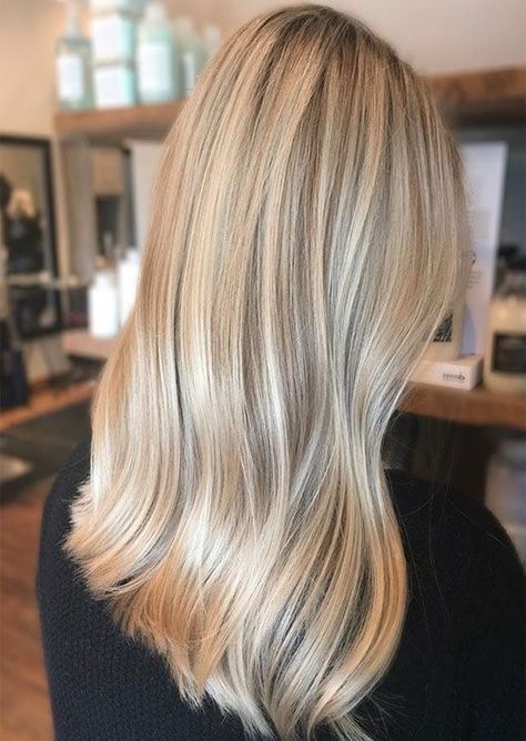 Full Head Of Babylights, Summer 2020 Hair Color Trends, Blonde Babylights, Blonde Foils, Babylights Balayage, Neutral Blonde, Diy Hair Color, Creamy Blonde, Brunette Balayage Hair