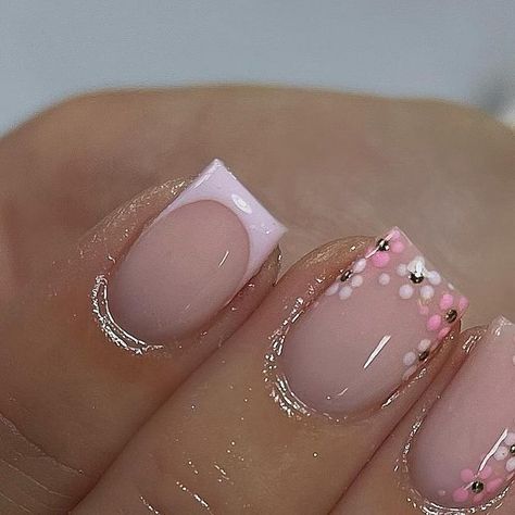 Gel Manicures Designs, Pink Gel Manicure Ideas, Birthday Biab Nails, Biab Nails Inspiration Summer 2024, Cute Biab Nails, Biab Nails Designs, Birth Nails, Simple Nails Pink, Biab Nail Art