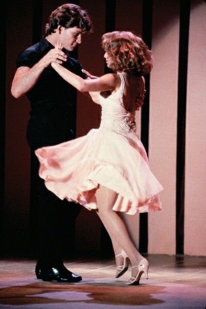 Patrick Swayze Dirty Dancing, Dirty Dancing Movie, Old Fashioned Love, Jennifer Grey, Dance Movies, Costumes Couples, 1 June, Dance Like No One Is Watching, Patrick Swayze