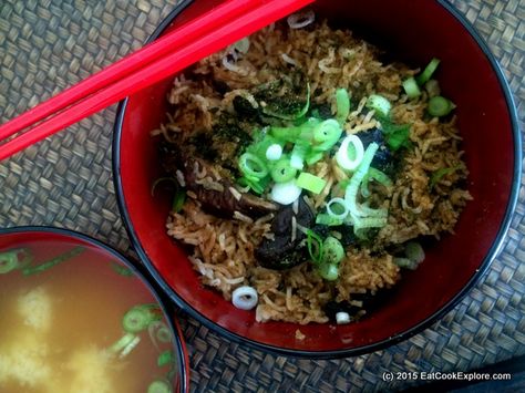 A Taste of Japan- A very easy one pot Chicken and Shitake Mushroom Rice done in a rice cooker. Using quick dashi tea bags, and Schichimi pepper. Rice And Chicken, Mushroom Rice, Shitake Mushroom, One Pot Chicken, One Pot Dishes, Miso Soup, Shiitake Mushroom, Tea Bags, Rice Cooker