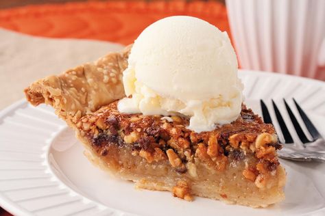 Nutty Buddy Pie | MrFood.com Nutty Buddy Pie Recipe, Nutty Buddy Pie, Mr Food Recipes, Simple Sweets, Sundae Ice Cream, Nutty Buddy, Pies Recipes, Chocolate Pecan Pie, Pastry Pie