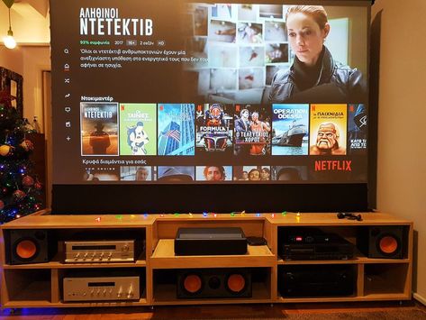 It had to be done!Made my own UST projection cabinet! – projectorjunkies Projector Setup, Home Theater Screens, Hifi Furniture, Projector Screens, Theater Rooms, Short Throw Projector, High Contrast Images, Home Cinema Room, Home Theater Setup