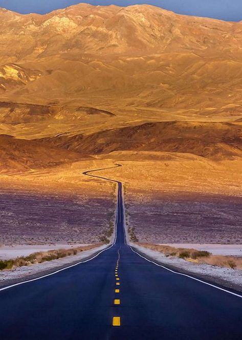 Late Night Randomness (27 Photos) - Suburban Men Beautiful Roads, Country Roads Take Me Home, Scenic Roads, Mojave Desert, California National Parks, July 10, Sea Level, Road Trip Usa, Amazing Nature