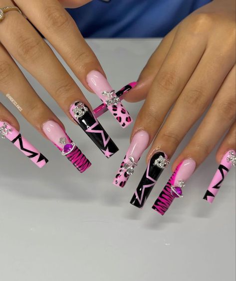 Extra Nail Ideas, Colourful Acrylic Nails, Punk Nails, Glamour Nails, Colored Acrylic Nails, Long Acrylic Nails Coffin, Acrylic Nails Coffin Pink, Long Square Acrylic Nails, Unique Acrylic Nails