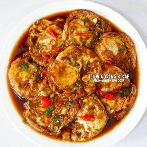 Telur Ceplok, Kecap Manis, Bengali Food, Buka Puasa, Indonesian Cuisine, Food Recepie, Lunch Menu, Super Yummy, Indonesian Food