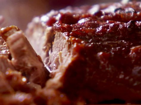 Get this all-star, easy-to-follow Tangy Tomato Brisket recipe from Ree Drummond Ree Drummond Recipes, Brisket Recipe, Beef Brisket Recipes, Brisket Recipes, Ree Drummond, Braised Beef, Beef Dinner, Beef Brisket, Beef Dishes