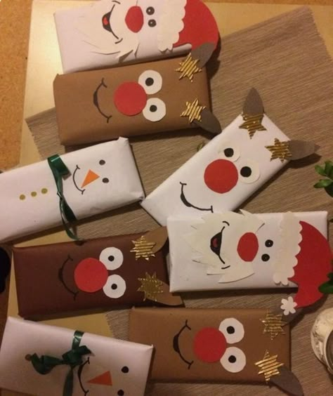 60 Christmas Gift Wrapping Ideas for Your Inspiration - Hongkiat Easy Homemade Christmas Gifts, Best Friend Christmas Gifts, Cheap Christmas Diy, Diy Christmas Presents, Christmas Gifts To Make, Special Christmas Gift, Gift For Mom Christmas, Christmas Gift Basket Ideas, Last Minute Christmas Gifts