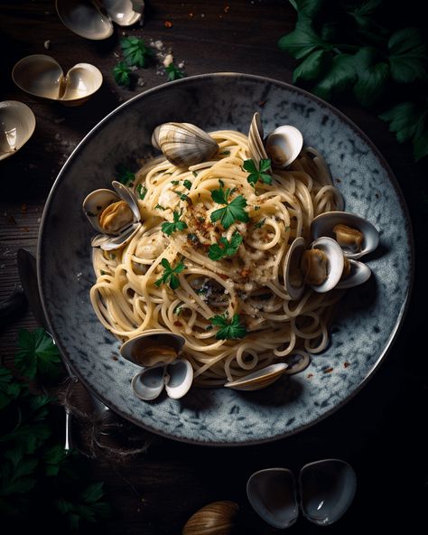 Spaghetti alle Vongole - Jeremy Sciarappa Pasta Vongole, Vongole Pasta, Fresh Clams, Spaghetti Vongole, Classic Italian Dishes, White Wine Sauce, Dinner At Home, Wine Sauce, Cooking Basics